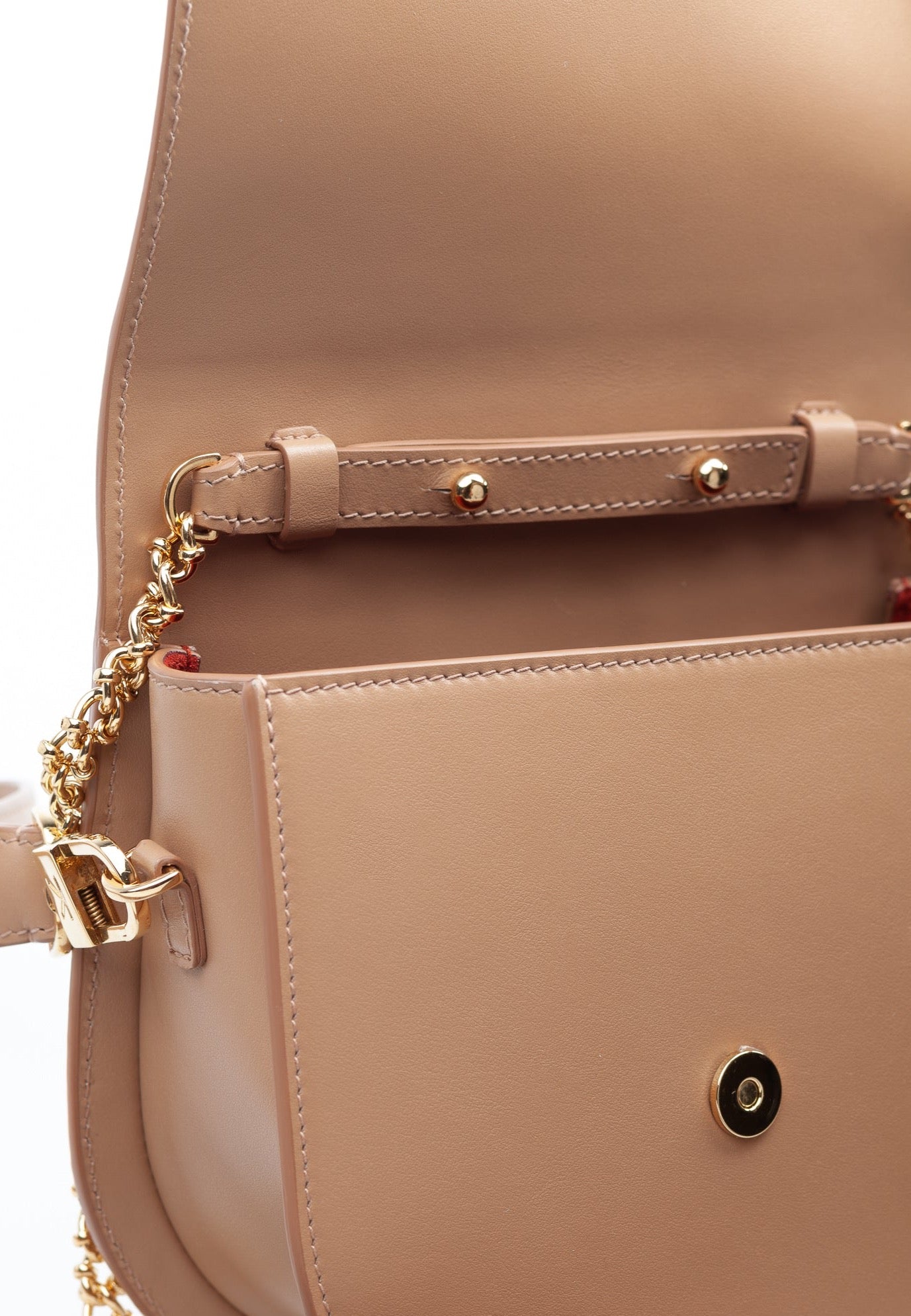 Cappuccino Interior - Ella