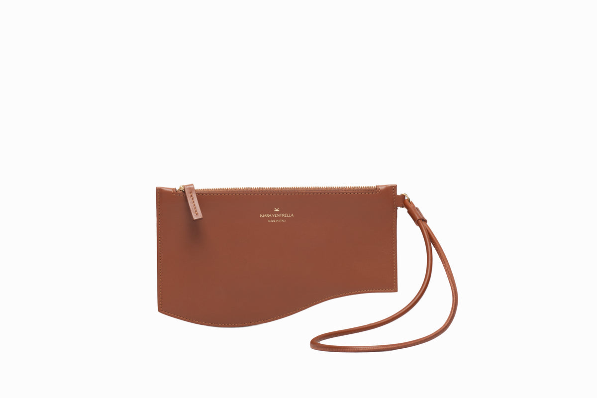 Marea Wave Pouch in Smooth Chestnut BrownLeather, Front white background.